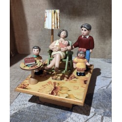 carillon in legno per mamma e papà, carillon neonata, carillon personalizzato con mamma papà e bambini. Carillon bimba