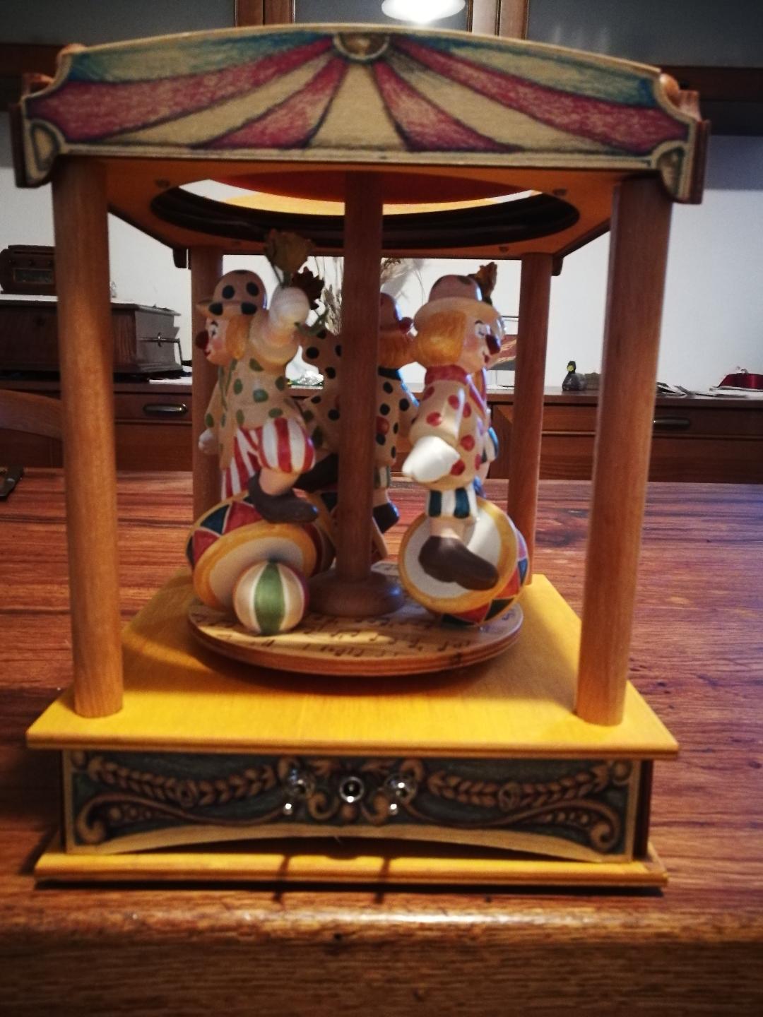giostra carillon da collezione clown.jpe