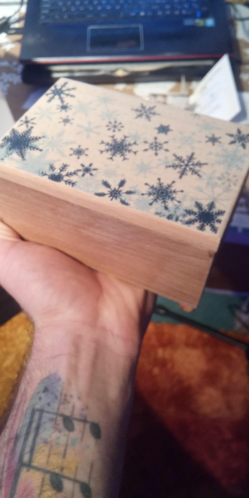 scatola carillon personalizzata in legno